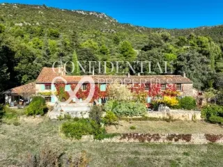 Residence for sale Aups (VBD46854)