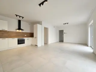 Appartement te huur Saint-Servais (VBD47417)