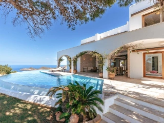 Chalet te koop Santa Eulària des Riu (VBD47615)