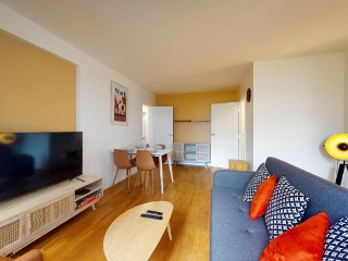 Ground floor to share Asnières-sur-Seine (VBD47761)