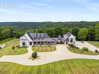 Residence for sale Ashland City (VBD50291)