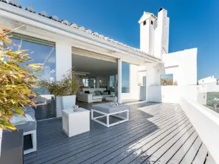 Duplex for sale Marbella (VBD51722)
