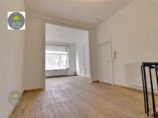 Appartement te koop Etterbeek (VBD52290)