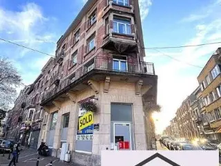 Handelspand te huur Etterbeek (VBD52387)