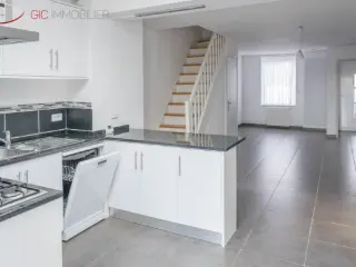 Residence for rent Bizet (VBD52574)