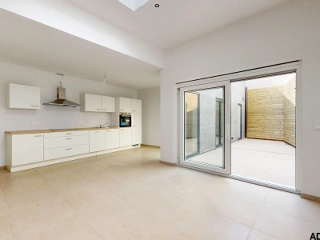 Opbrengsteigendom te huur Moeskroen (VBD55684)