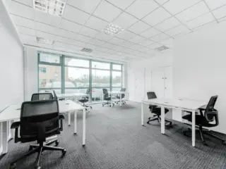 Kantoor te huur Etterbeek (VWC93668)