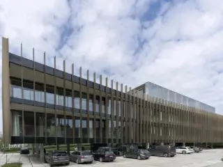 Kantoor te huur Kortrijk (VWC93799)