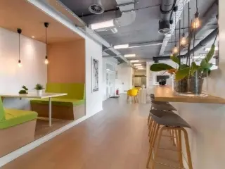 Bureaux à louer Roeselare (VWC93947)