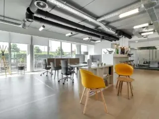Bureaux à louer Roeselare (VWC93949)