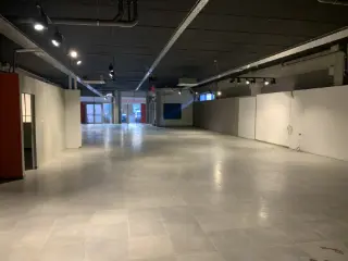 Commercial building for rent Froyennes (VWD15033)