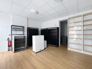 Commercial building for rent Ukkel (VWD15129)